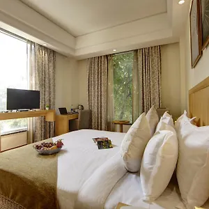 Hotel Saltstayz Select - Galleria Market & Golf Course Road